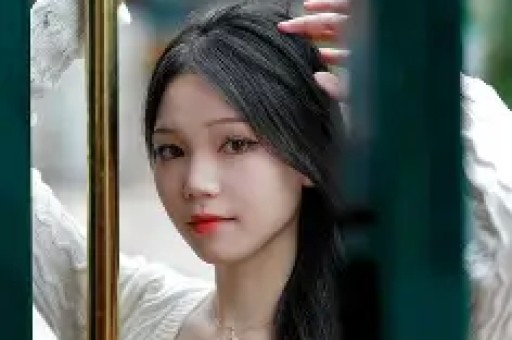 李思潼追星惠英红黄晓明为考博推掉工作……2026微博电影之夜这些热搜在奉贤诞生
