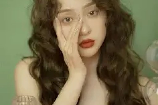 网红卖YW袜子一年赚116万本人出面澄清直男卖腐这么有市场! 网红卖YW袜子一年赚116万本人出面澄清直男卖腐这么有市场!