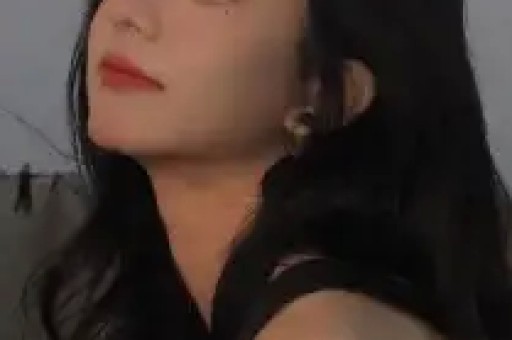 抖音排名第一的网红路子越来越野了