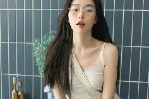 无资质“网红大V”喊单暗藏风险公募基金应告别“流量至上”的营销逻辑 无资质“网红大V”喊单暗藏风险公募基金应告别“流量至上”的营销逻辑